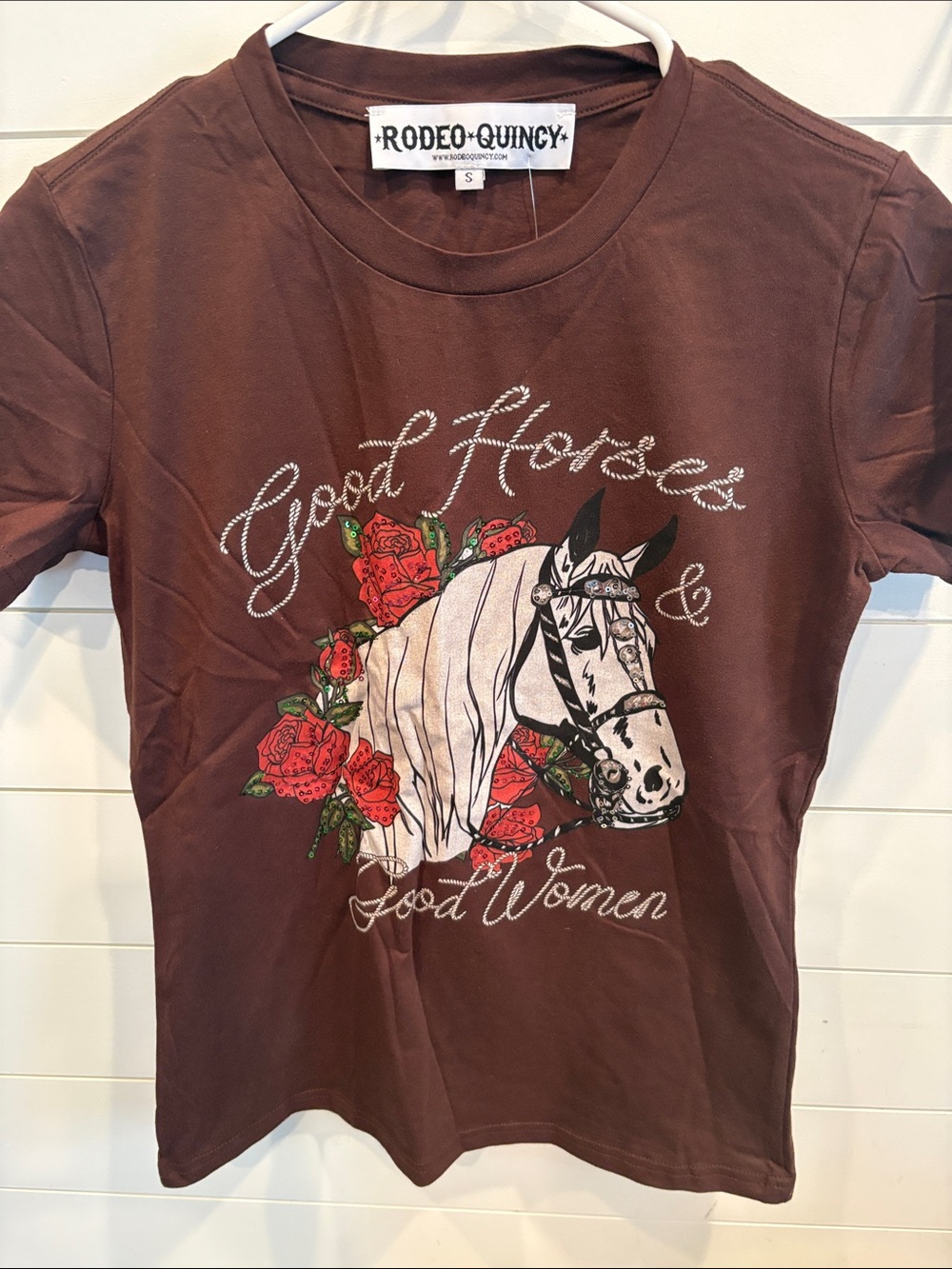 Rodeo Quincy Women's Brown 'Good Horses & Good Women' Graphic Tee